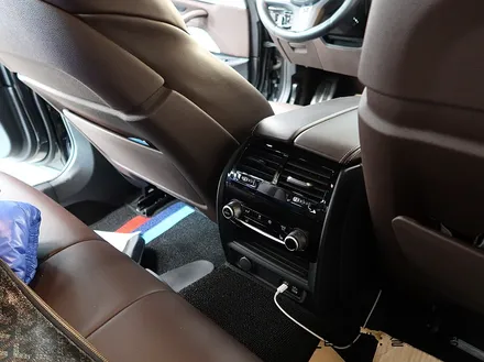 천안랩핑 BMW M550i  : 카본블랙무광 실내랩핑 / 천안 불당동