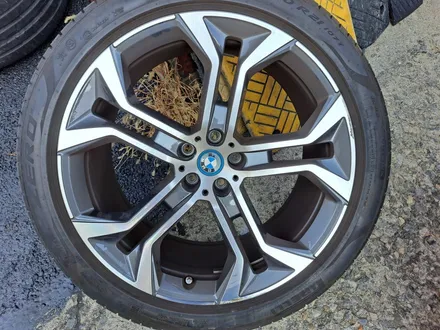BMW X5 45e - 순정휠복원, 휠수리전문점, 자동차휠수리, 언리얼자동차외형복원(이매동/서현동/분당동/수내동/정자동) / 분당구 서현동