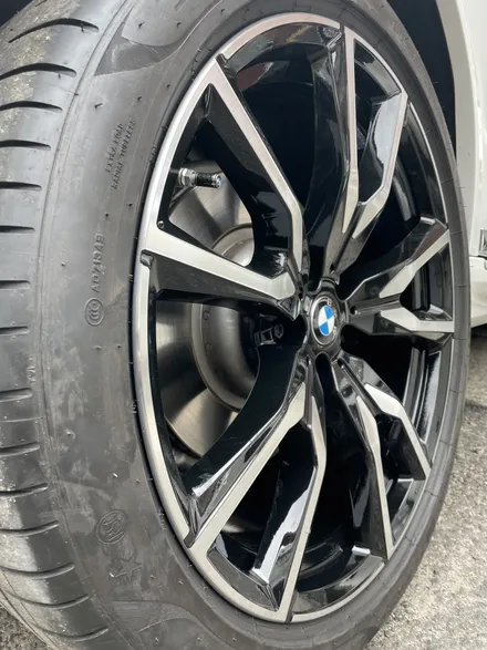 BMW X7 - 순정휠복원, 휠수리전문점, 언리얼자동차외형복원 / 분당구 서현동