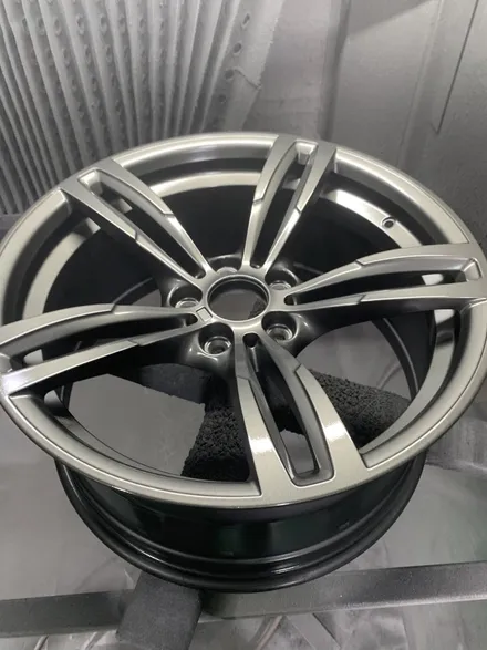 중고 BMW M2 휠 상태, 이렇게 바뀝니다 / 건메탈 커스텀 도색 / 분당 언리얼자동차외형복원 / 분당구 서현동