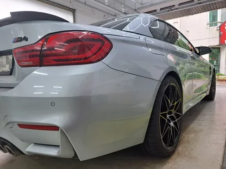 BMW M4 - 20인치순정휠복원, 휠흠집, 휠스크레치, 휠복원전문점(대장동/운중동/백현동/삼평동/판교) / 분당구 서현동