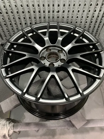 벤츠 E63 AMG - 순정휠복원, 휠수리/복원전문점, 언리얼자동차외형복원(대장동/운중동/백현동/삼평동/판교) / 분당구 서현동