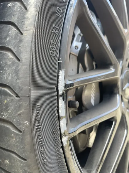 벤츠 A45 AMG - 휠수리, 휠복원전문점, 언리얼자동차외형복원(대장동/운중동/백현동/삼평동/판교) / 분당구 서현동
