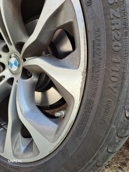 BMW X6 - X6휠스크레치, X6휠긁힘손상, 자동차순정휠복원, 언리얼자동차외형복원(이매동/서현동/분당동/수내동/정자동) / 분당구 서현동