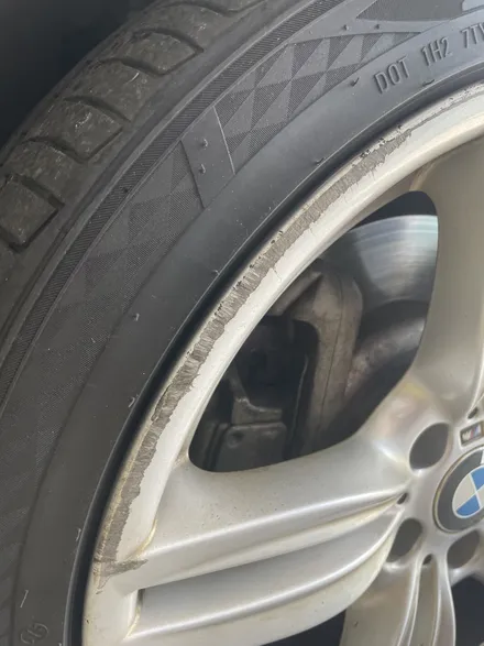 BMW 530i - 커스텀순정휠도색, 순정휠복원, 언리얼자동차외형복원(대장동/운중동/백현동/삼평동/판교) / 분당구 서현동