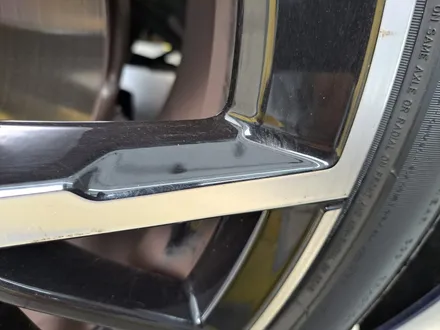 BMW 530e - 휠수리, 휠복원전문점, 언리얼자동차외형복원(대장동/운중동/백현동/삼평동/판교) / 분당구 서현동