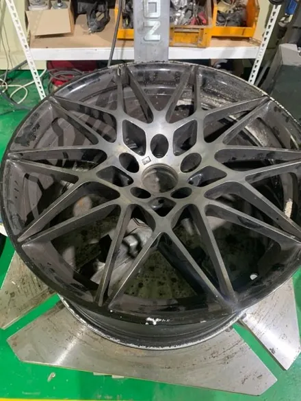 BMW M4 - 20인치순정휠복원, 휠흠집, 휠스크레치, 휠복원전문점(대장동/운중동/백현동/삼평동/판교) / 분당구 서현동