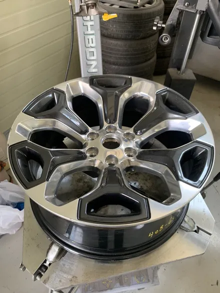 닷지 램1500 e-torque - 휠수리, 휠복원전문점, 서현동언리얼자동차외형복원(성남/분당/판교) / 분당구 서현동