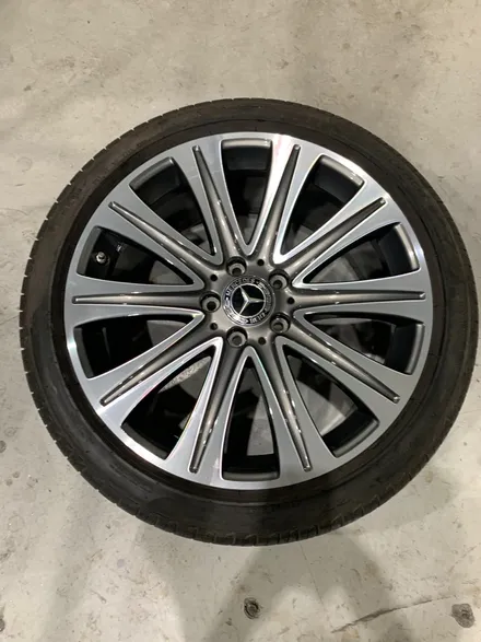 벤츠E450 4MATIC - 휠복원, 휠수리전문점, 언리얼자동차외형복원(대장동/삼평동/운중동/백현동/판교테크노밸리) / 분당구 서현동