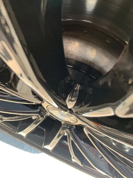 BMW 520d - 휠복원, 커스텀휠도색, 휠수리전문, 언리얼자동차외형복원(이매동/서현동/분당동/수내동/정자동) / 분당구 서현동
