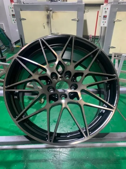 BMW M4 - 20인치순정휠복원, 휠흠집, 휠스크레치, 휠복원전문점(대장동/운중동/백현동/삼평동/판교) / 분당구 서현동