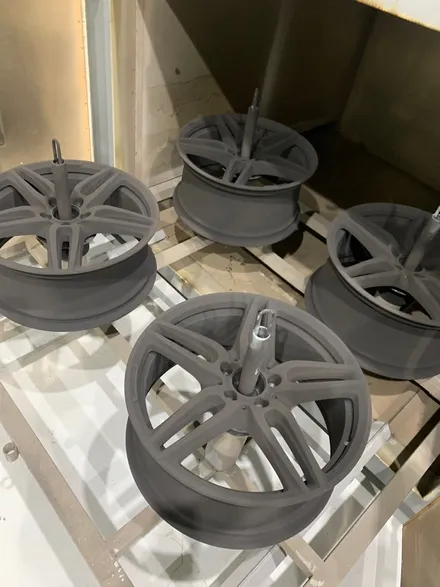 벤츠 E220d카브리올레 - 휠복원, 휠수리, 휠도색전문, 언리얼자동차외형복원(대장동/삼평동/운중동/판교동/백현동) / 분당구 서현동