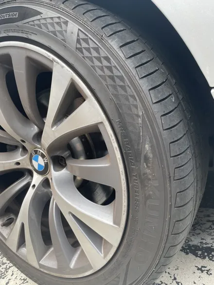 BMW 5GT - 순정휠복원, 커스텀휠도색, 자동차외형복원(이매동/서현동/분당동/수내동/정자동) / 분당구 서현동
