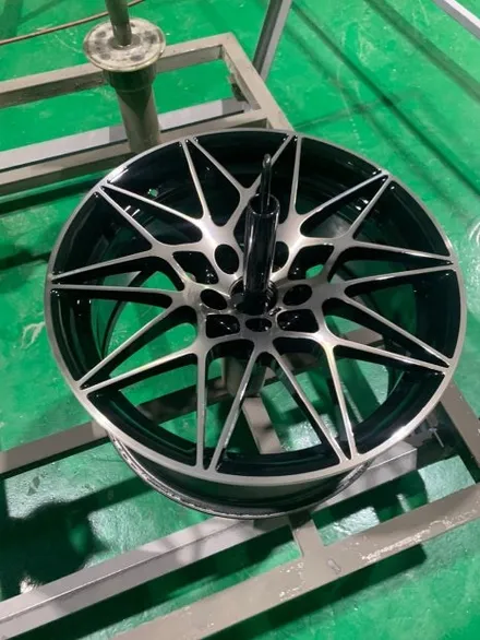 BMW M4 - 20인치순정휠복원, 휠흠집, 휠스크레치, 휠복원전문점(대장동/운중동/백현동/삼평동/판교) / 분당구 서현동