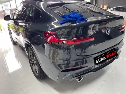 랩핑제거 아무 데서나 하지 마세요 전문점은 다릅니다 BMW X4 전체랩핑제거 최고네요 / 천안 신부동