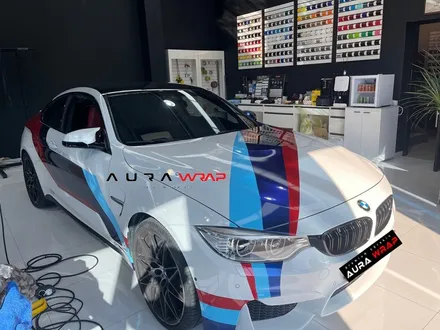 BMW M4 드라이빙데칼시공으로 아주멋진차량으로변신완료 / 천안 신부동