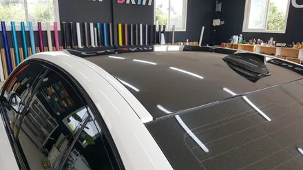 안성랩핑 전문점 커스텀엠 : BMW520D 루프스킨 및 라이트PPF 보호필름시공으로 프리미엄 차로 변신! / 평택 도일동