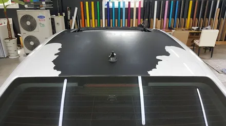 평택자동차랩핑 전문 커스텀엠 : 아우디A4 루프스킨 제거 아무데서나 할 수 없습니다. / 평택 도일동