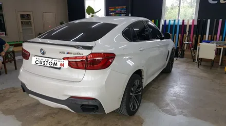 화성랩핑 평택자동차랩핑 전문샵 커스텀엠 : BMW X6 루프스킨 시공으로 멋에 멋을 살리다! / 평택 도일동