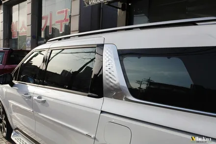 인천신차패키지, 카니발 레인보우 V90, 아이나비QXD5000, GSC사이드스텝, 브이쿨골드쉴드PPF, 가디언도어가드, 코일매트 / 남동구 고잔동