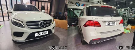 벤츠 W166 GLE, 인테리어와 편의기능 향상!! 순정방식 12색 엠비언트와 이지엑세스/조수석워크인