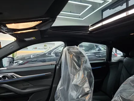 BMW i4  글라스틴트레이니블루 / 인천 연수구 송도동