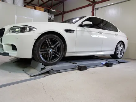 BMW 520d 20인치 고스트크롬 도색작업 입니다 / 청주시 서원구