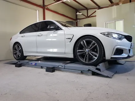 BMW 420i M4 19인치 고스트크롬 도색작업 입니다 / 청주시 서원구
