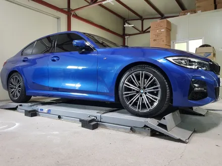 BMW 320d M 순정18인치 유광블랙 도색작업 입니다 / 청주시 서원구