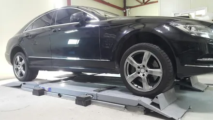 벤츠 CLS 350 순정18인치 DBK 도색작업 입니다. / 청주시 서원구