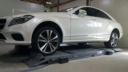 벤츠 CLS350d 순정19인치 다이아몬드커팅 복원작업 입니다 / 청주시 서원구