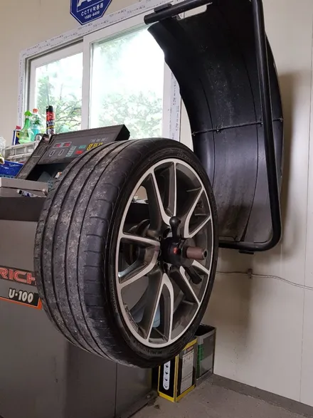 벤츠 AMG E43 순정20인치 다이아몬드커팅 복원작업 입니다 / 청주시 서원구