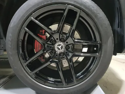 벤츠 AMG GLE63S 21인치 유광블랙 도색작업 입니다 / 청주시 서원구
