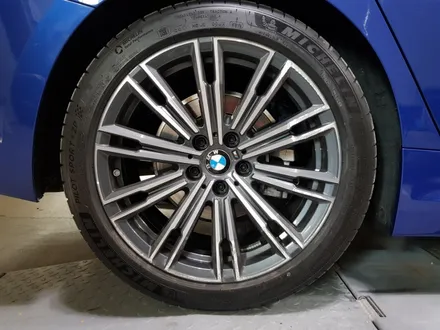 BMW 320d M 순정18인치 유광블랙 도색작업 입니다 / 청주시 서원구