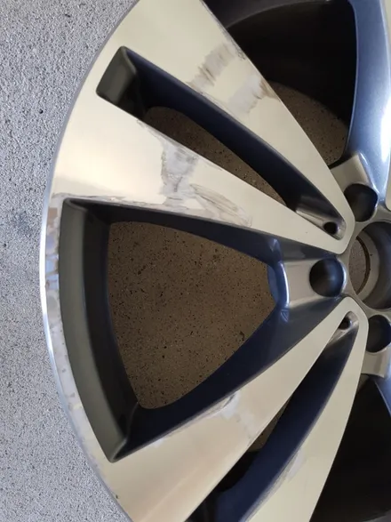 벤츠 CLS 350d 19인치 다이아몬드커팅 복원작업 입니다 / 청주시 서원구
