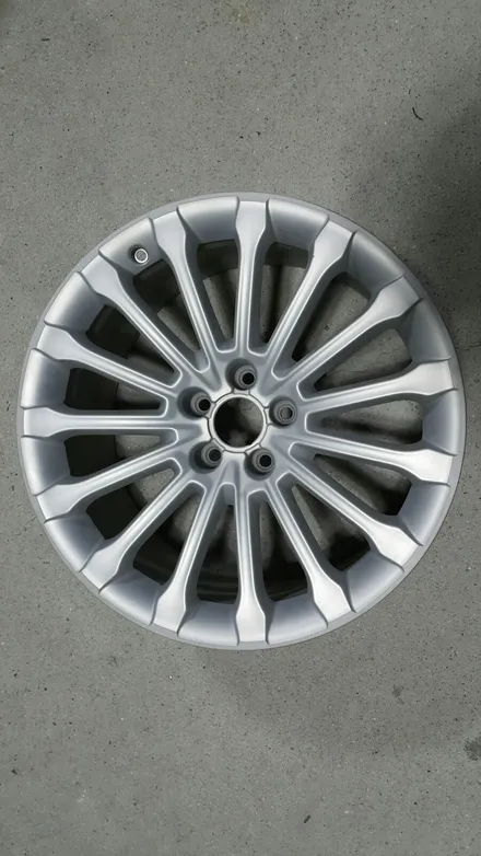 아우디 A8L 50TDI 순정19인치 실버도색 작업입니다 / 청주시 서원구