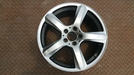 벤츠 CLS 350 순정18인치 DBK 도색작업 입니다. / 청주시 서원구