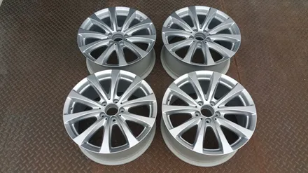 벤츠 S500 순정18인치 화이트펄실버 도색작업 입니다 / 청주시 서원구
