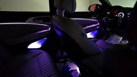 차량 실내 감성은 기본, 블루투스로 자유롭게 (G70 엠비언트) / 부산 진구 양정동