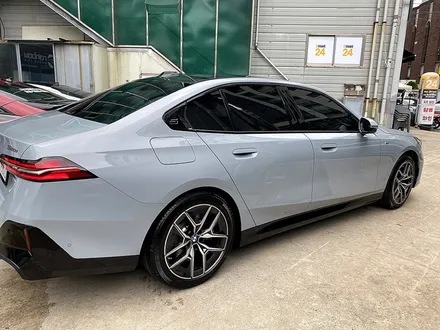 부산 후퍼옵틱 BMW 5시리즈와 프나세가 만나면 이런 색감이에요 / 부산 진구 양정동