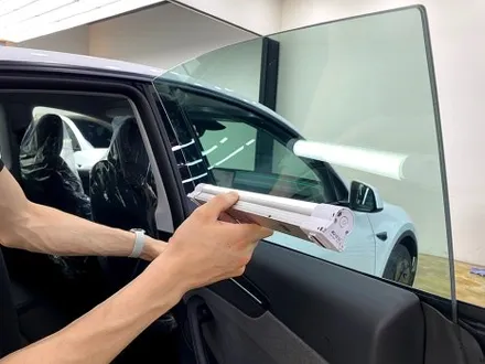 부산 테슬라 모델Y 주니퍼 신차 썬팅하면서 같이하면 좋은 작업들! / 부산 진구 양정동