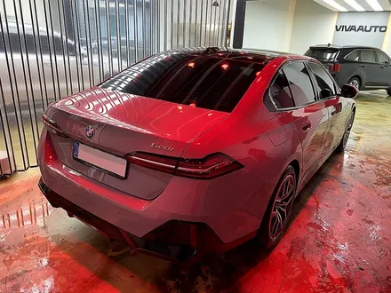 부산 후퍼옵틱 BMW 5시리즈와 프나세가 만나면 이런 색감이에요 / 부산 진구 양정동