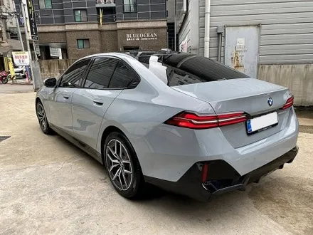 부산 후퍼옵틱 BMW 5시리즈와 프나세가 만나면 이런 색감이에요 / 부산 진구 양정동