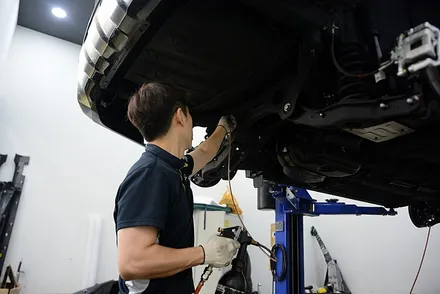 스포티지 하이브리드에 언더코팅 적용하기 / 부산 진구