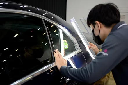 메르세데스 벤츠 E클래스 E250에 열차단 썬팅을 더하다. / 부산 진구