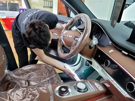 제네시스 GV70 부산 썬팅 시공은 역시 비바아우토 / 부산 진구
