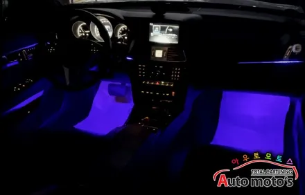벤츠E200카브리올레 코더스엠비언트 작업했습니다 ^^ 퀼리티높은 코더스엠비언트 시공을 [아우토모토스]에서 만나보세요 ^^ / 서울 중랑구