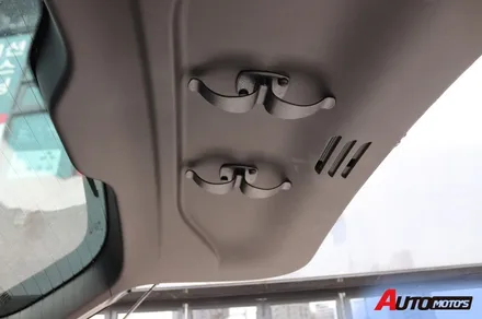 QM6 BMW컵홀더 우산걸이 작업했습니다!! 편리하고 쏙쏙 필요한 튜닝만 골라서 하기! / 서울 중랑구
