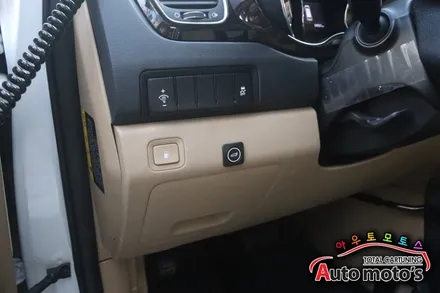 올뉴카니발 전동트렁크[케이픽] 내차에서 편리하게 짐싣고 내릴수 있습니다.★서울자동차튜닝 아우토모토스 ★ / 서울 중랑구