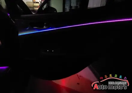 벤츠E200카브리올레 코더스엠비언트 작업했습니다 ^^ 퀼리티높은 코더스엠비언트 시공을 [아우토모토스]에서 만나보세요 ^^ / 서울 중랑구